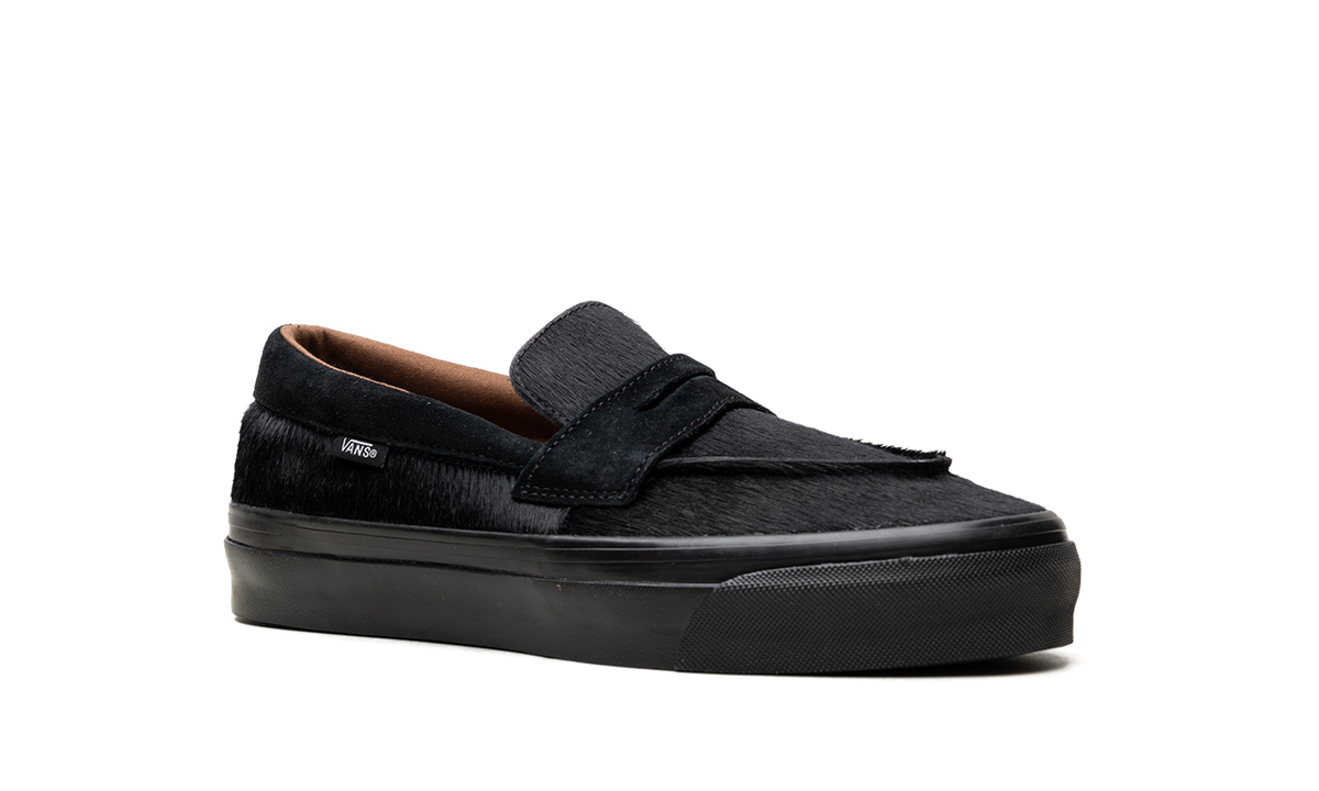 Premium Loafer "Black" VN000VASBLA