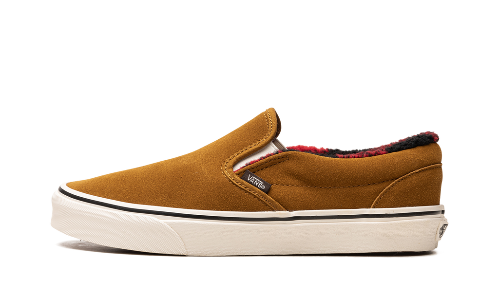 Classic Slip On "Cozy Hug Brown" VN0009Q71M7