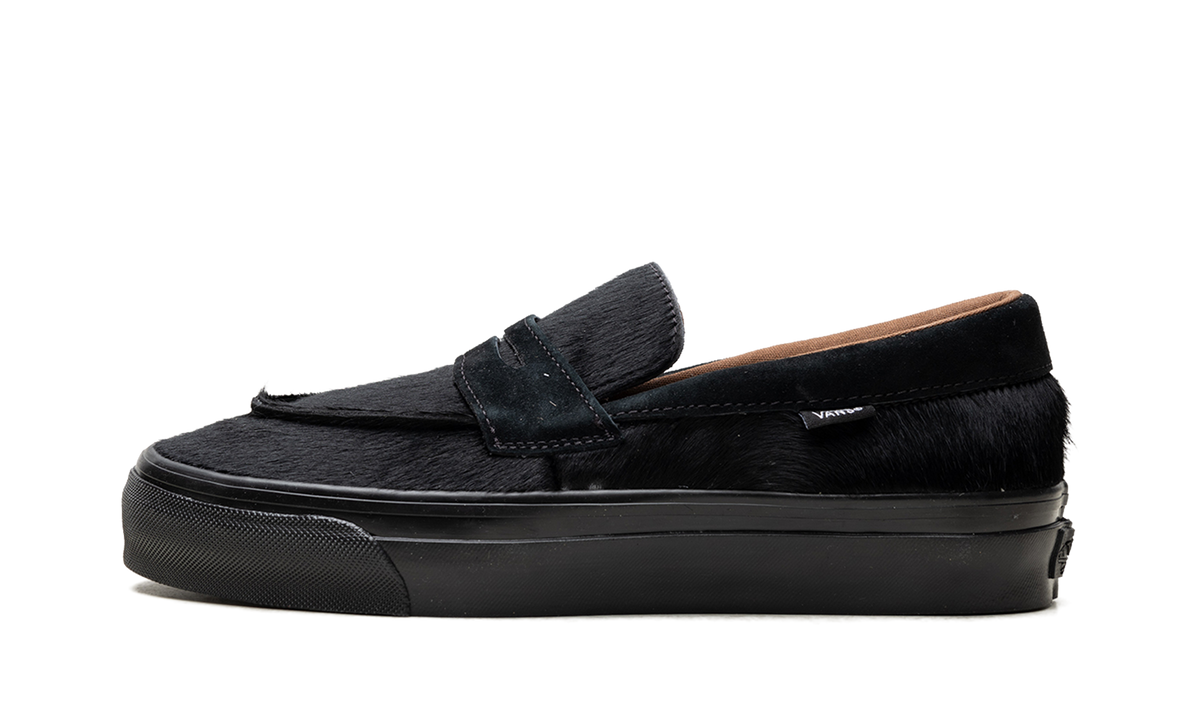 Premium Loafer "Black" VN000VASBLA