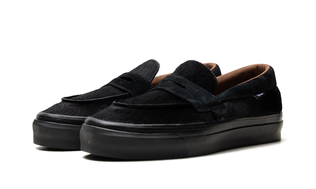 Premium Loafer "Black" VN000VASBLA