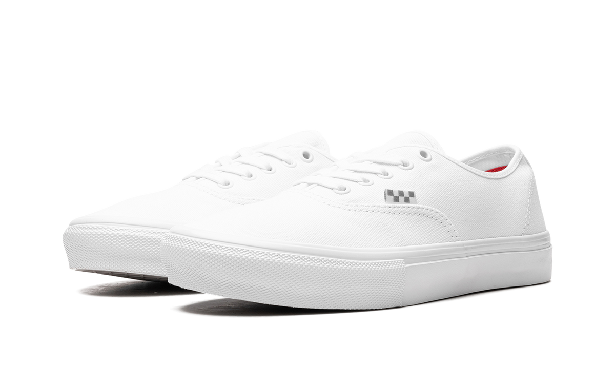 Skate Authentic "True White" VN0A5FC8W00