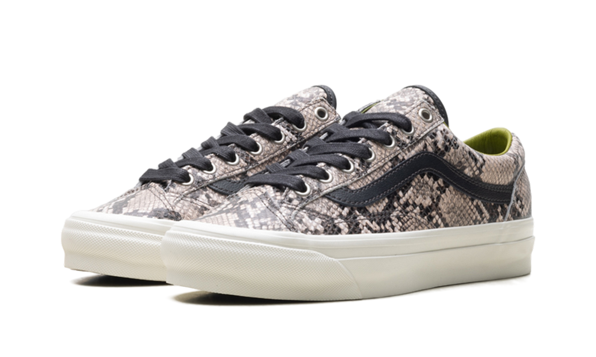 Premium Old Skool 36 "Python Silver" VN000EHDSLV