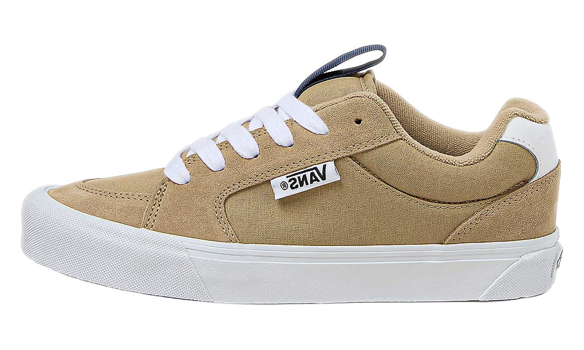 Chukka Push LS "Tan / White" VN000CZW4MG