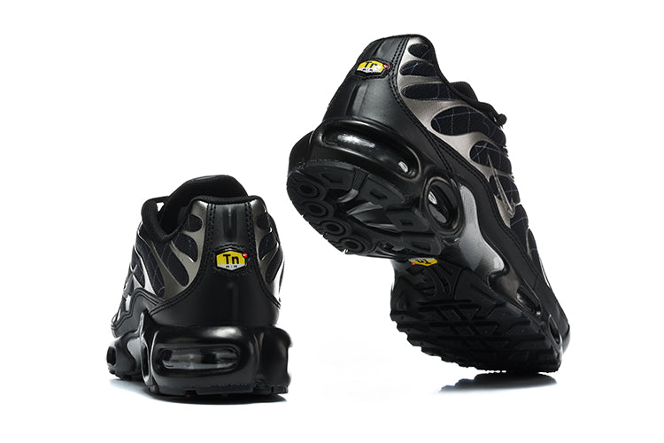 Nike Air TN Sneakers