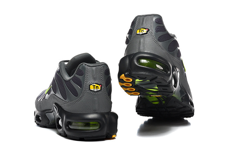Nike Air TN Sneakers