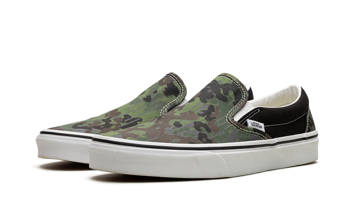Classic Slip On "Camo" VN0009Q7BGK