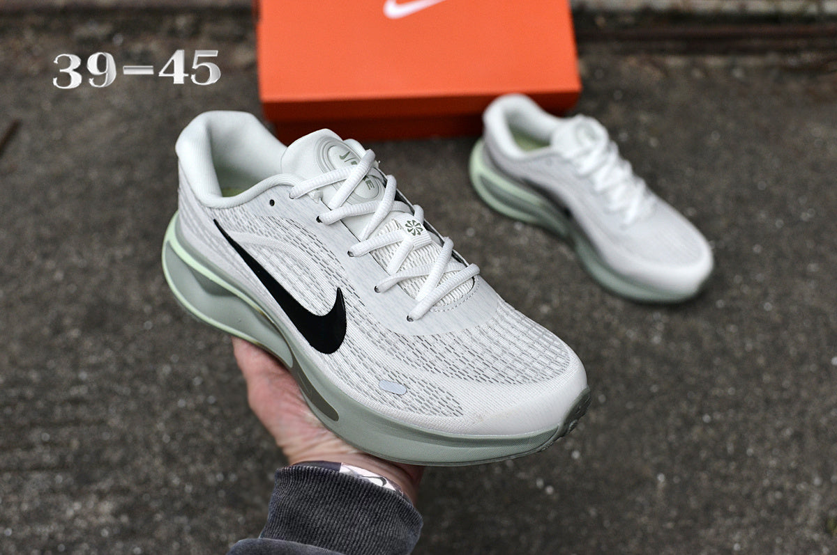 Nike Journey Run