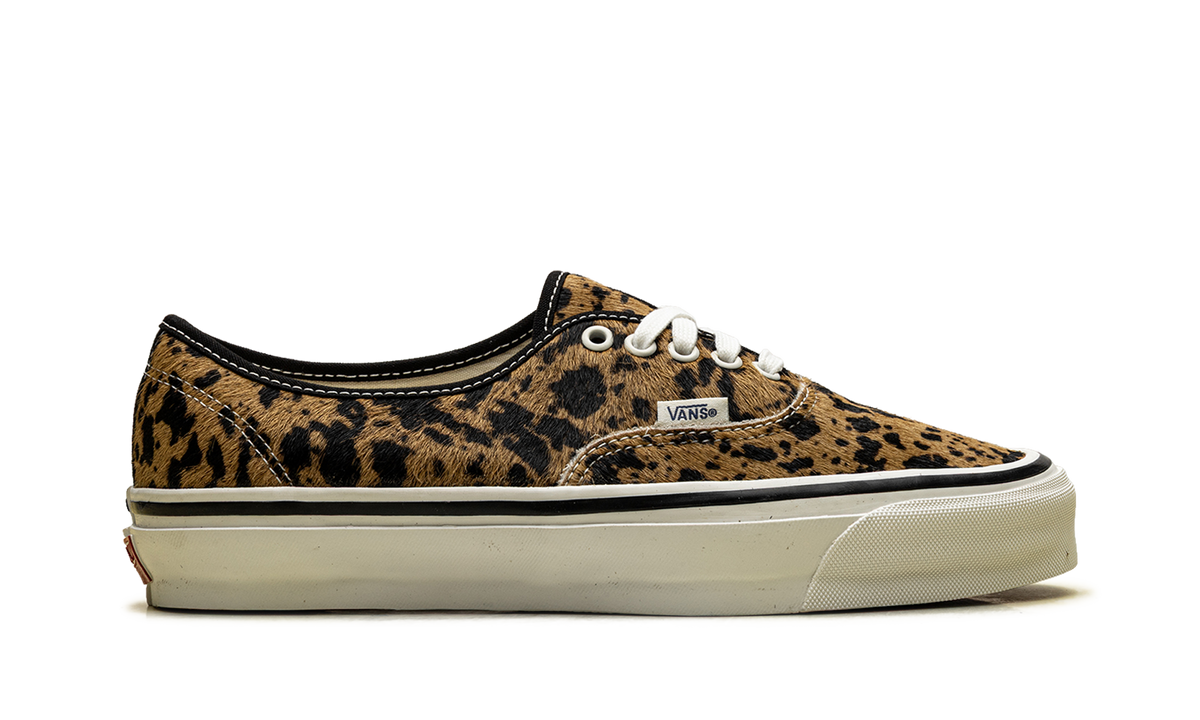 Premium Authentic Shoes "Animal Print / White" VN000EK4CD3