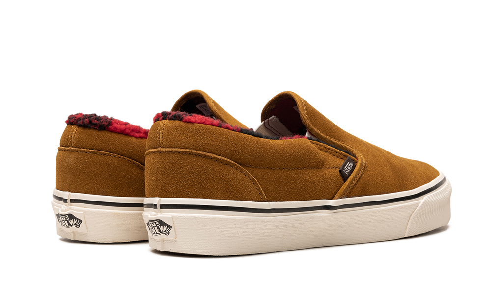 Classic Slip On "Cozy Hug Brown" VN0009Q71M7