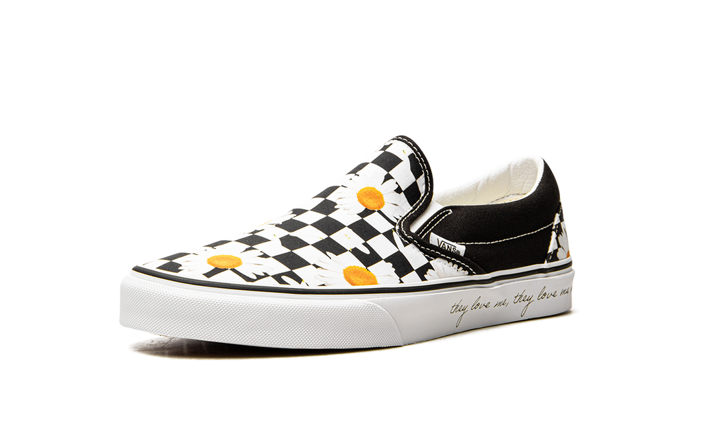 Classic Slip-On "Love Me, Love Me Not" VN0A5JMHB0B