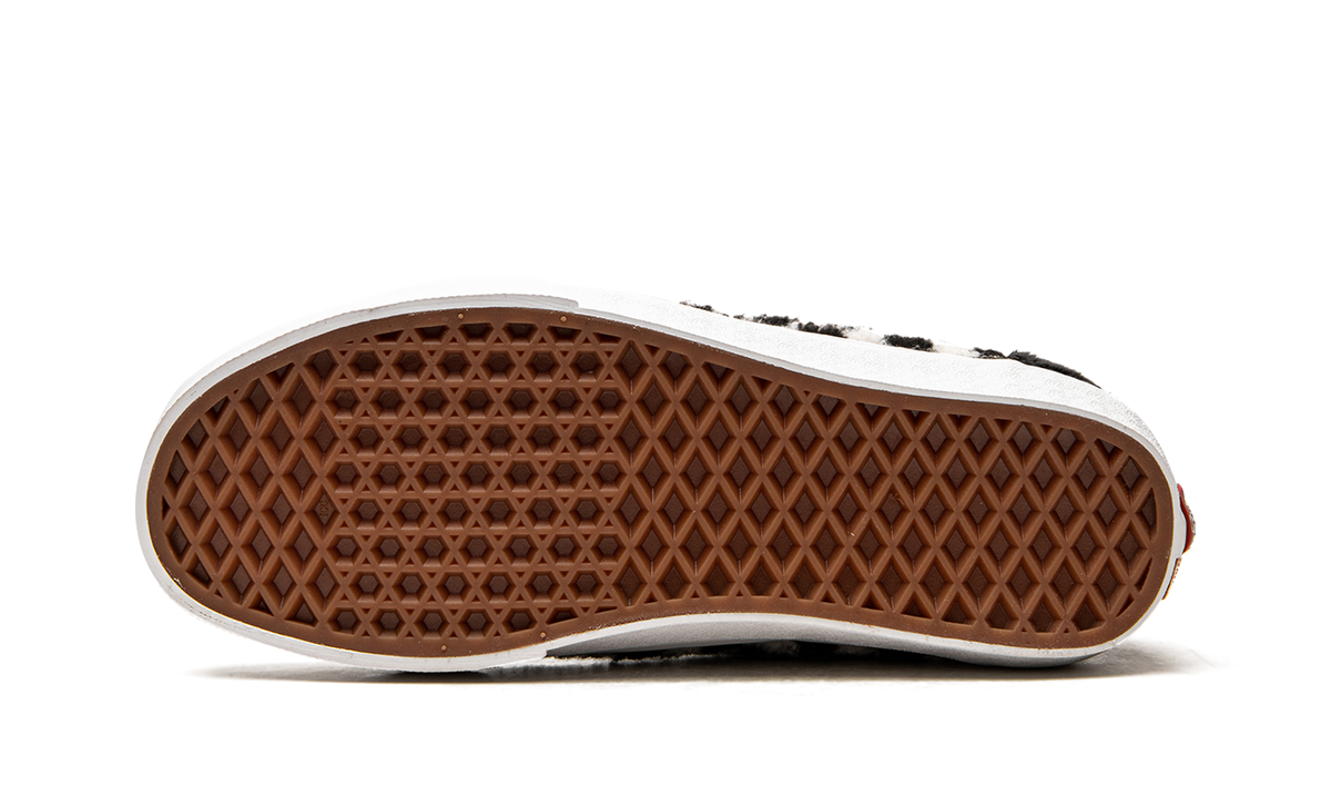Old Skool "Sherpa Checkerboard" VN0A5KRF95A