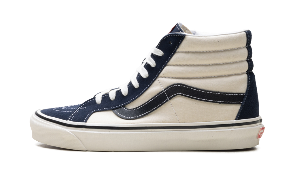 Sk8-Hi 38 DX "Navy" VN0A38GF4UJ