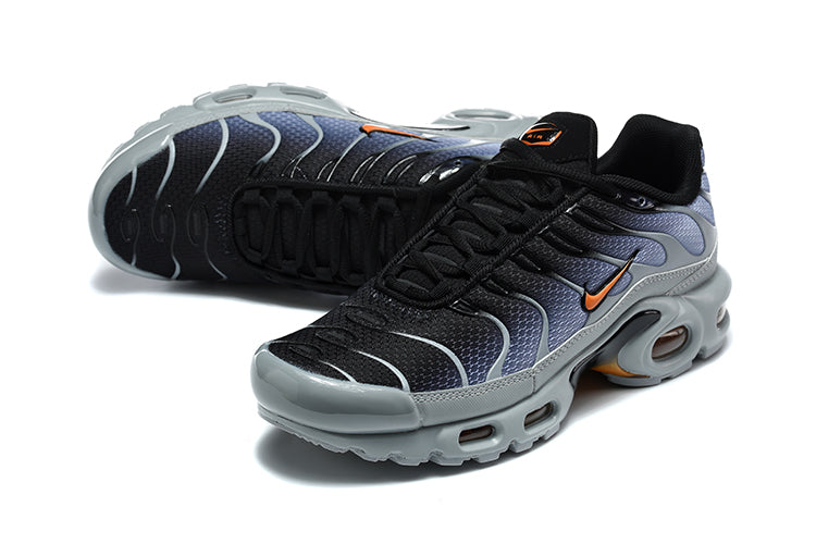 Nike Air TN Sneakers