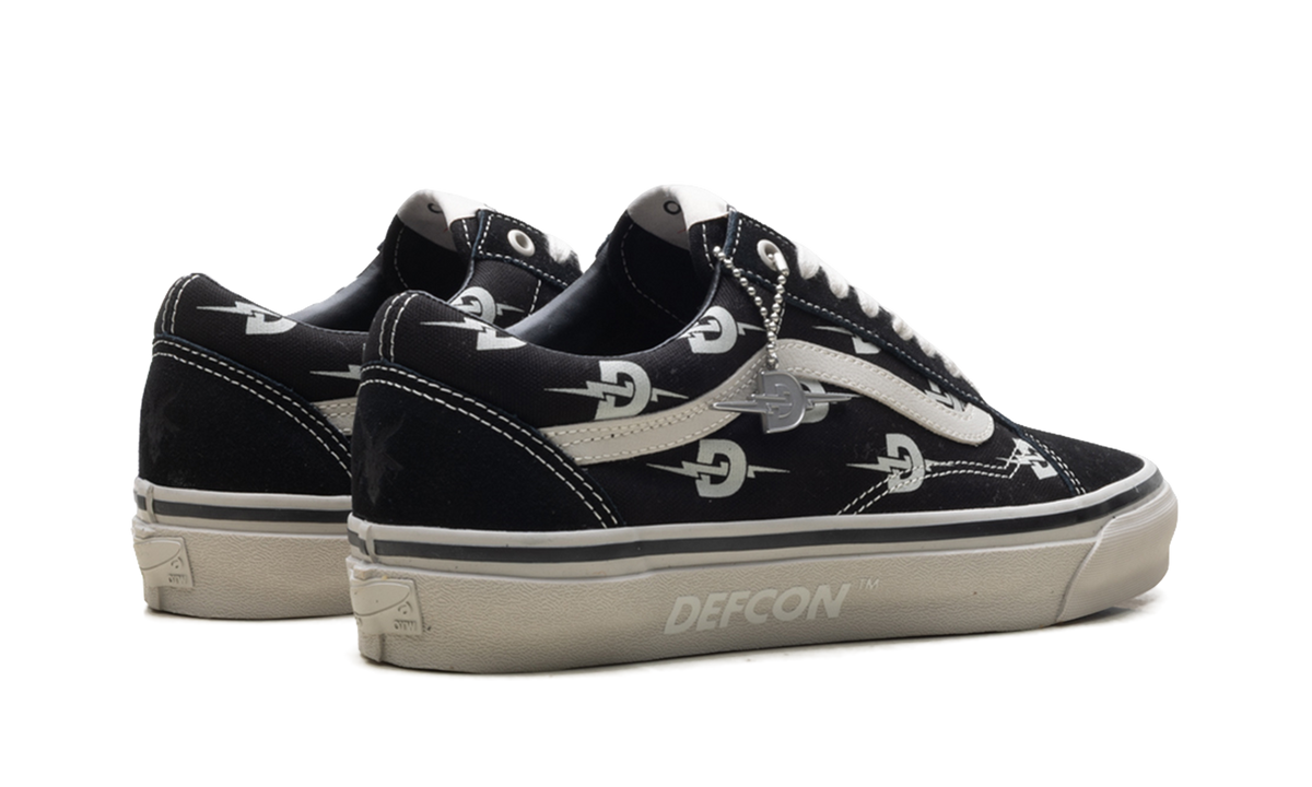 OTW Old Skool "Defcon Skate - Block Black" VN001128BLK
