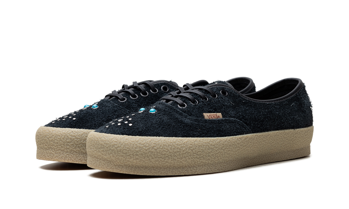 LX Authentic 44 "Gemstone Black" VN000DB8CJK