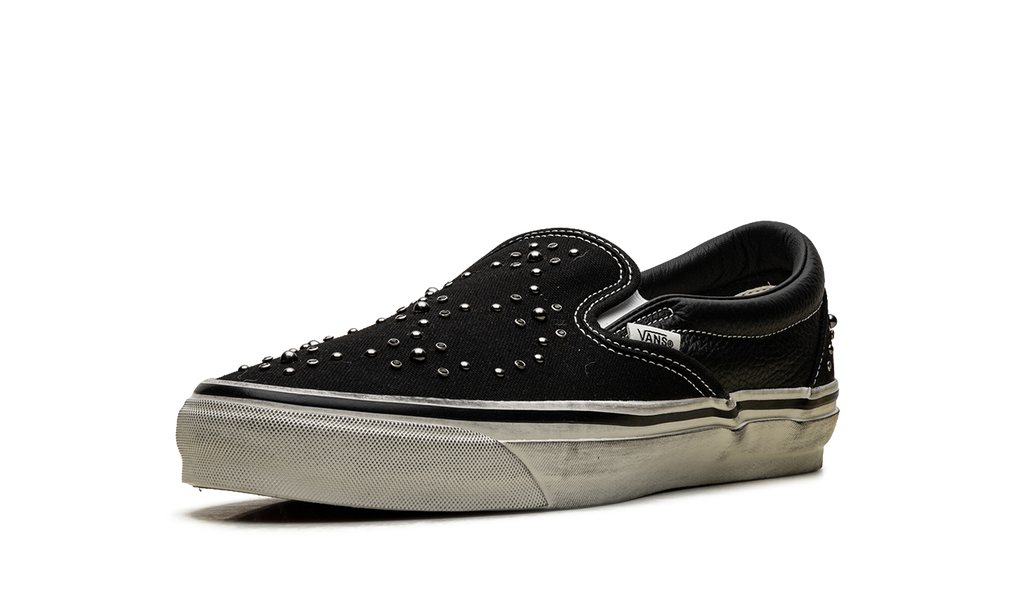 LX Classic Slip-On 98 "Pearlized Pack Blackout" VN000D9PBKA