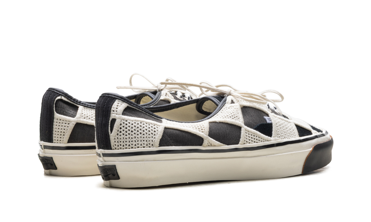Authentic 44 LX Shell Knit "Black Egret" VN000Y0RFDB