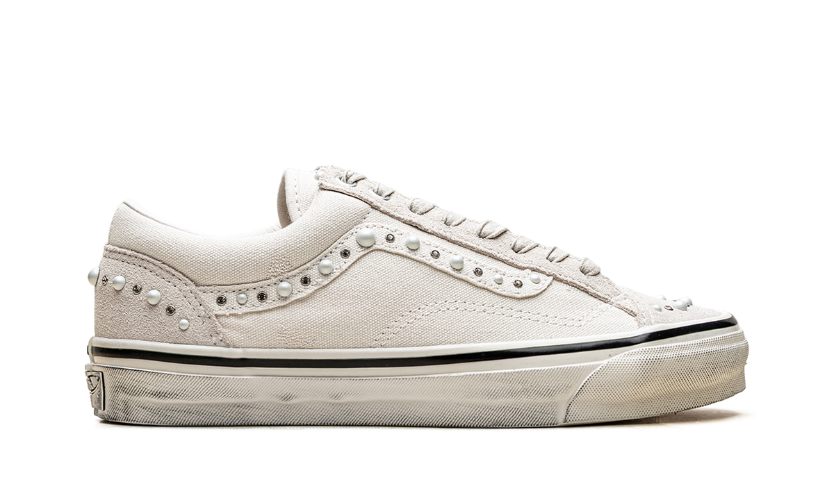Old Skool "Marshmallow White" VN000ZB8CDA