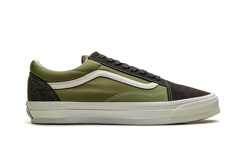 Old Skool "Aged Green" VN000D9JEMB