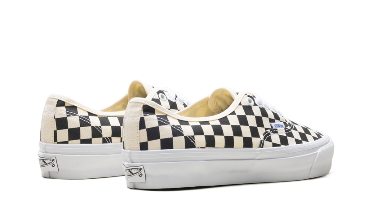 Slip-On Reissue 98 LX "Checkerboard - Black" VN000CSE2BO