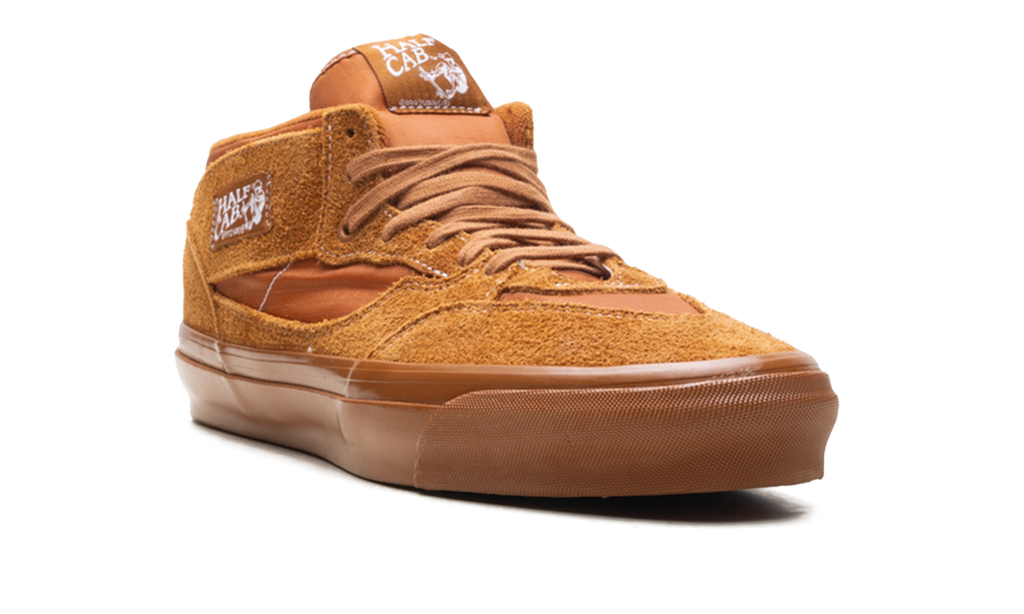 Half Cab Reissue 33 "Hairy Suede Ginger" VN000CXJDDQ1