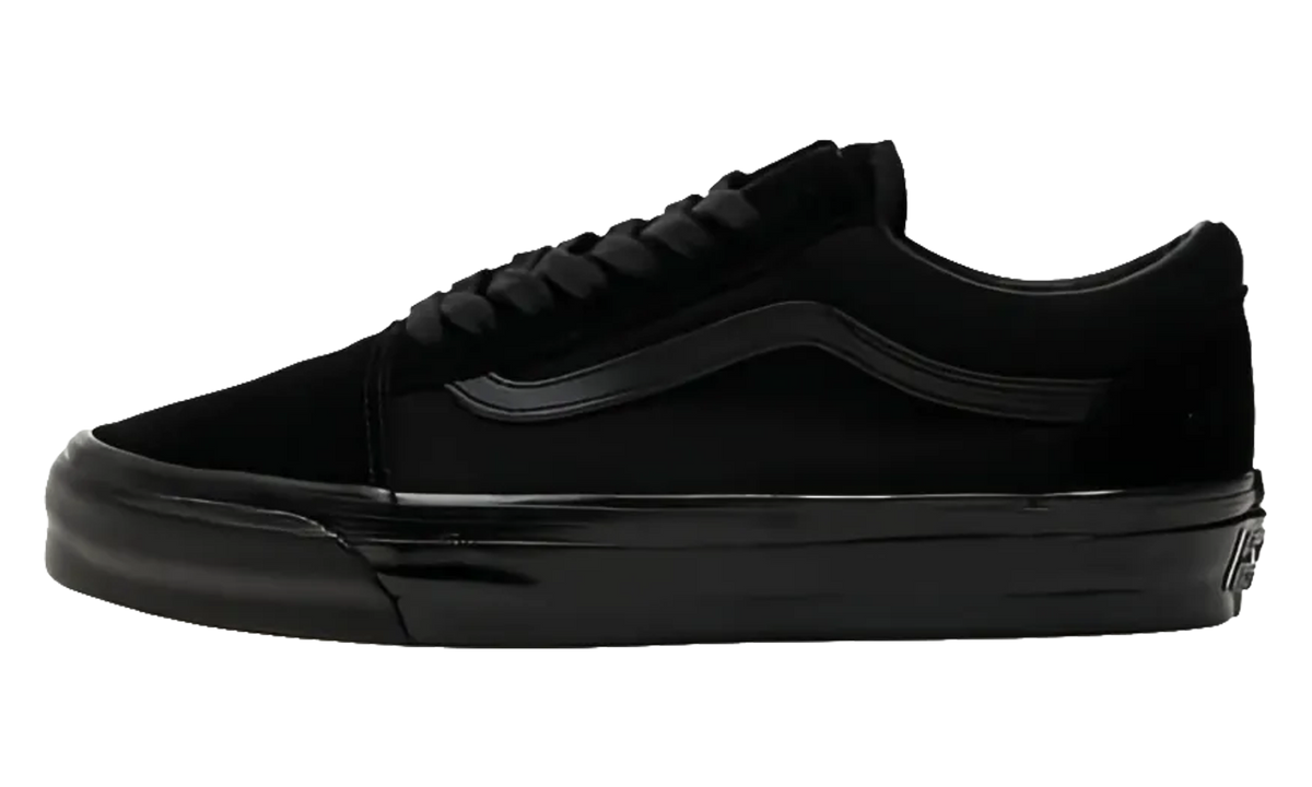 Old Skool 36 LX Premium "Black Suede" VN000CXTBKA