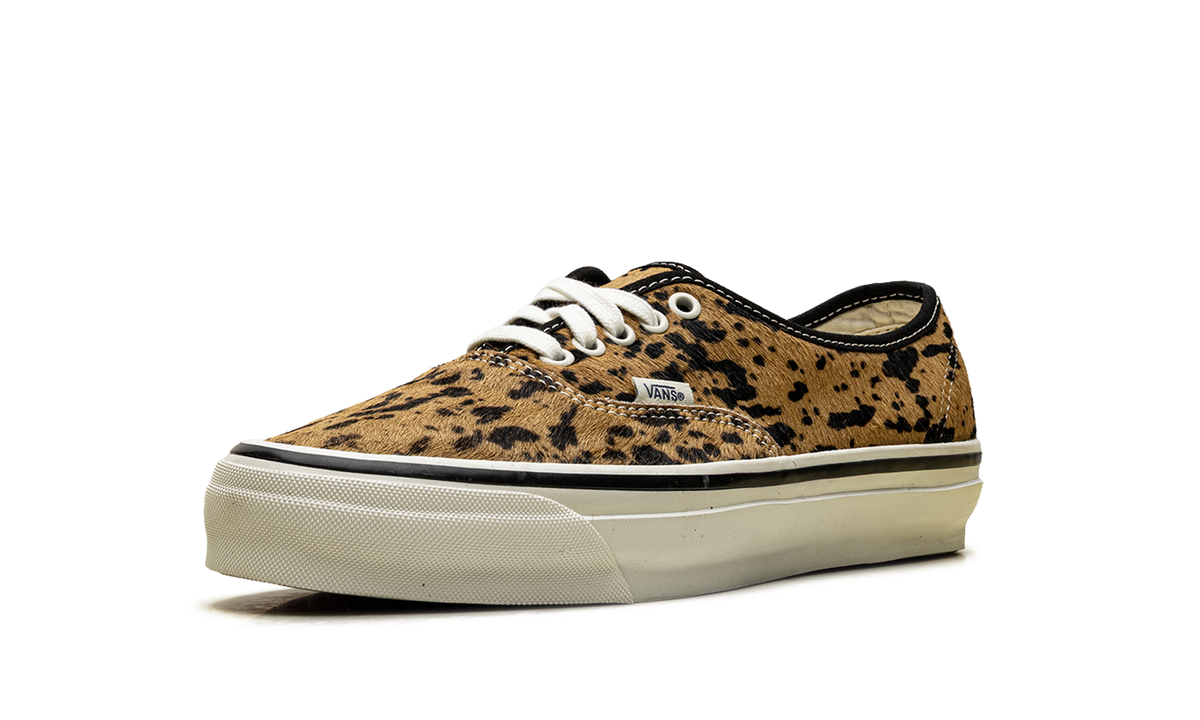 Premium Authentic Shoes "Animal Print / White" VN000EK4CD3