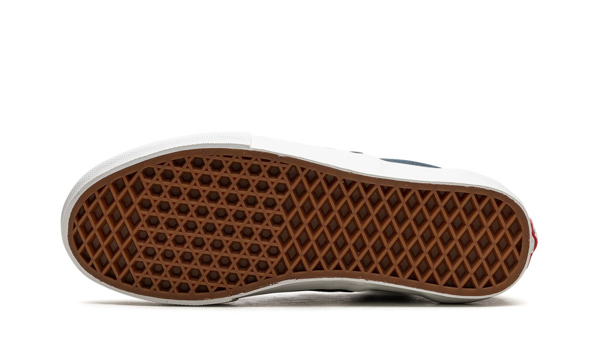 Skate Slip-On "Mountain View" VN0A5FCABD6