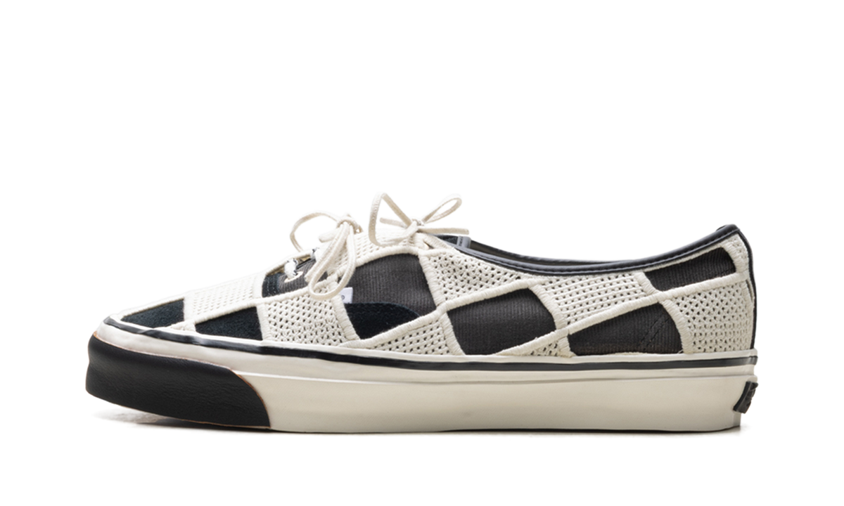 Authentic 44 LX Shell Knit "Black Egret" VN000Y0RFDB