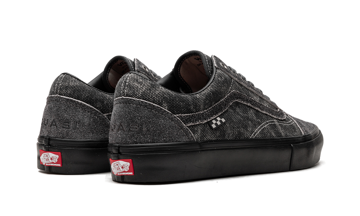 Old Skool "Quasi Skateboards" VN0A5FCB107