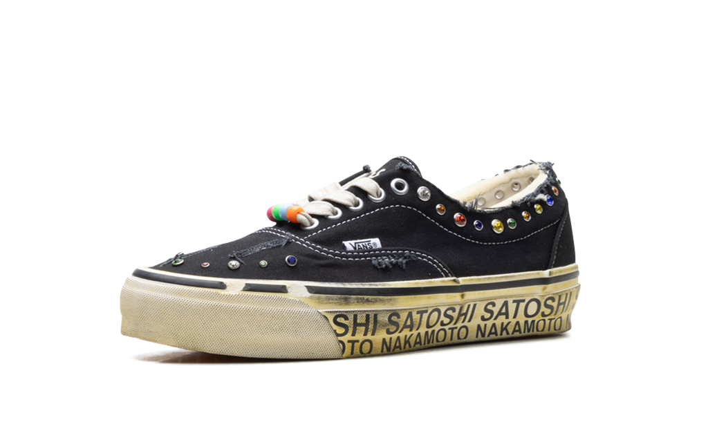 OTW Era 95 "Satoshi Nakamoto Round Lucky Charm" VN000EFEBLK