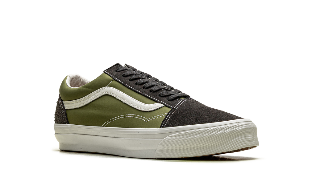 Old Skool "Aged Green" VN000D9JEMB