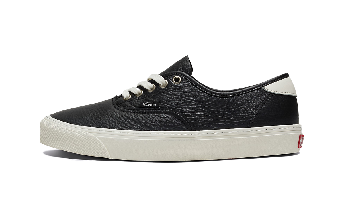 AUTHENTIC LUX "Black" VN000CZKBLK1