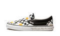 Classic Slip-On "Love Me, Love Me Not" VN0A5JMHB0B