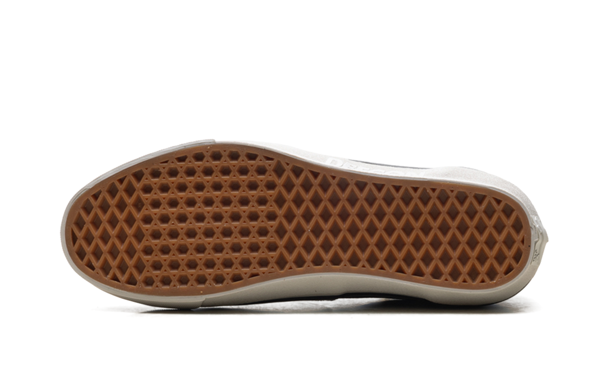 OTW Era 95 "Defcon Skate - Block Black" VN001105BLK