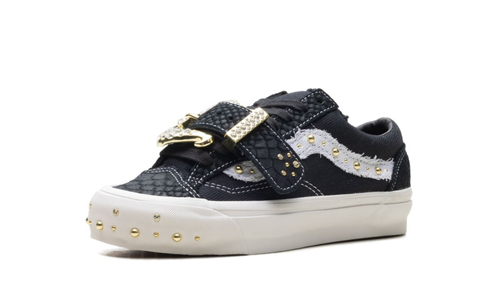 Premium Old Skool 36 "Metagirl Buckle Black White" VN000ZAZHAB