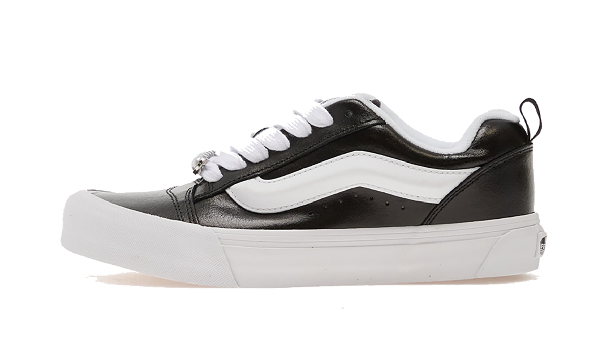 Knu Skool "Metallic Leather Black" VN000E9XCJK1