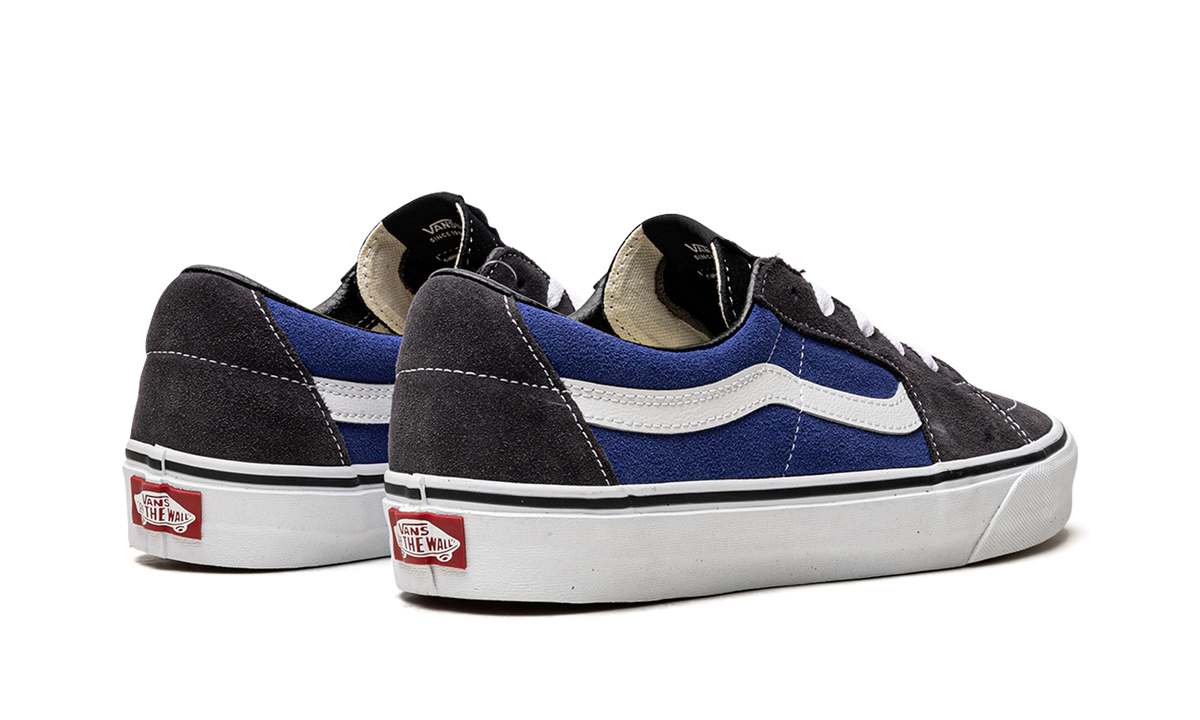 SK8-Low "BLACK/BLUE" VN0A5KXD10U