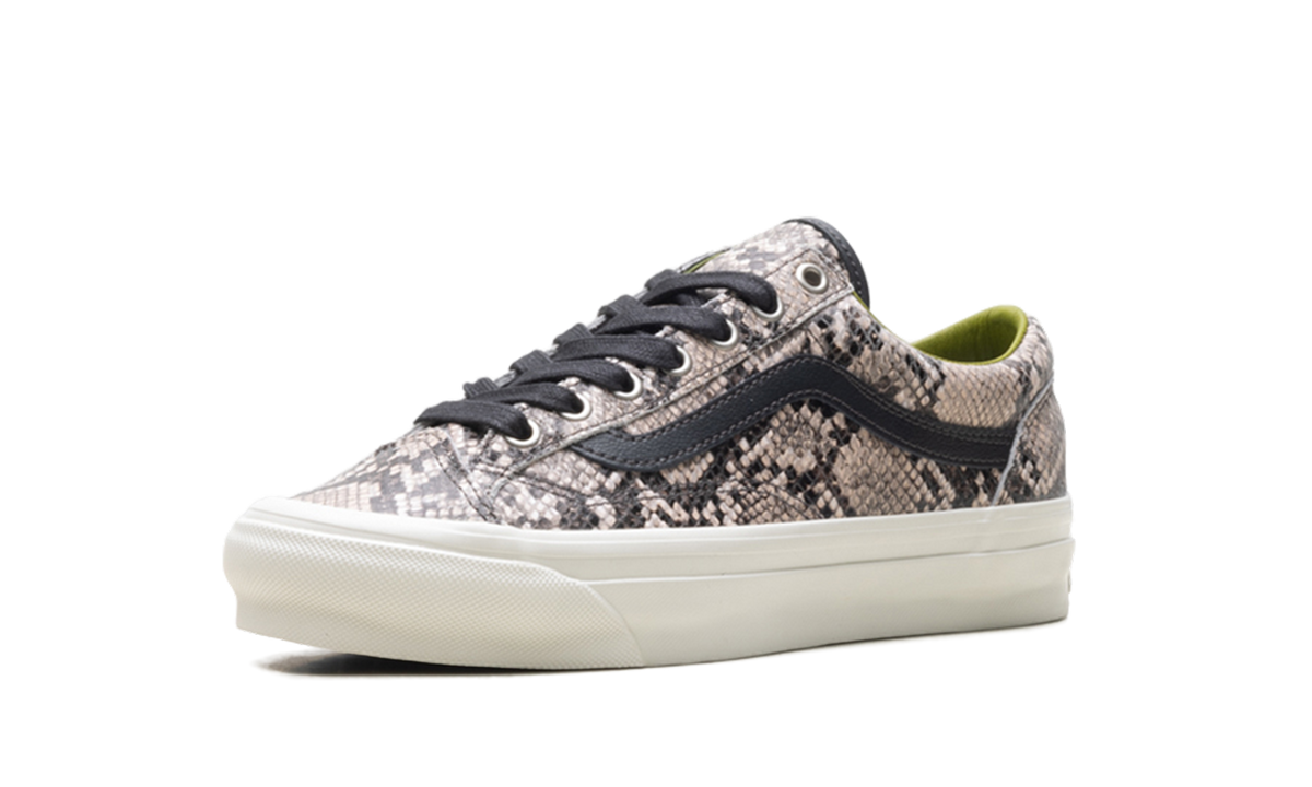 Premium Old Skool 36 "Python Silver" VN000EHDSLV