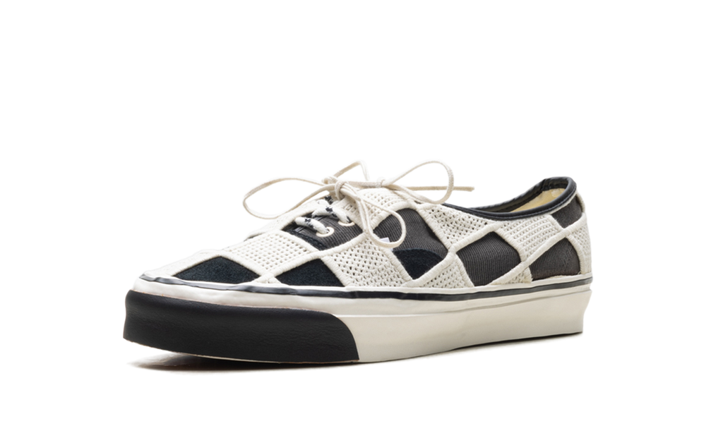 Authentic 44 LX Shell Knit "Black Egret" VN000Y0RFDB