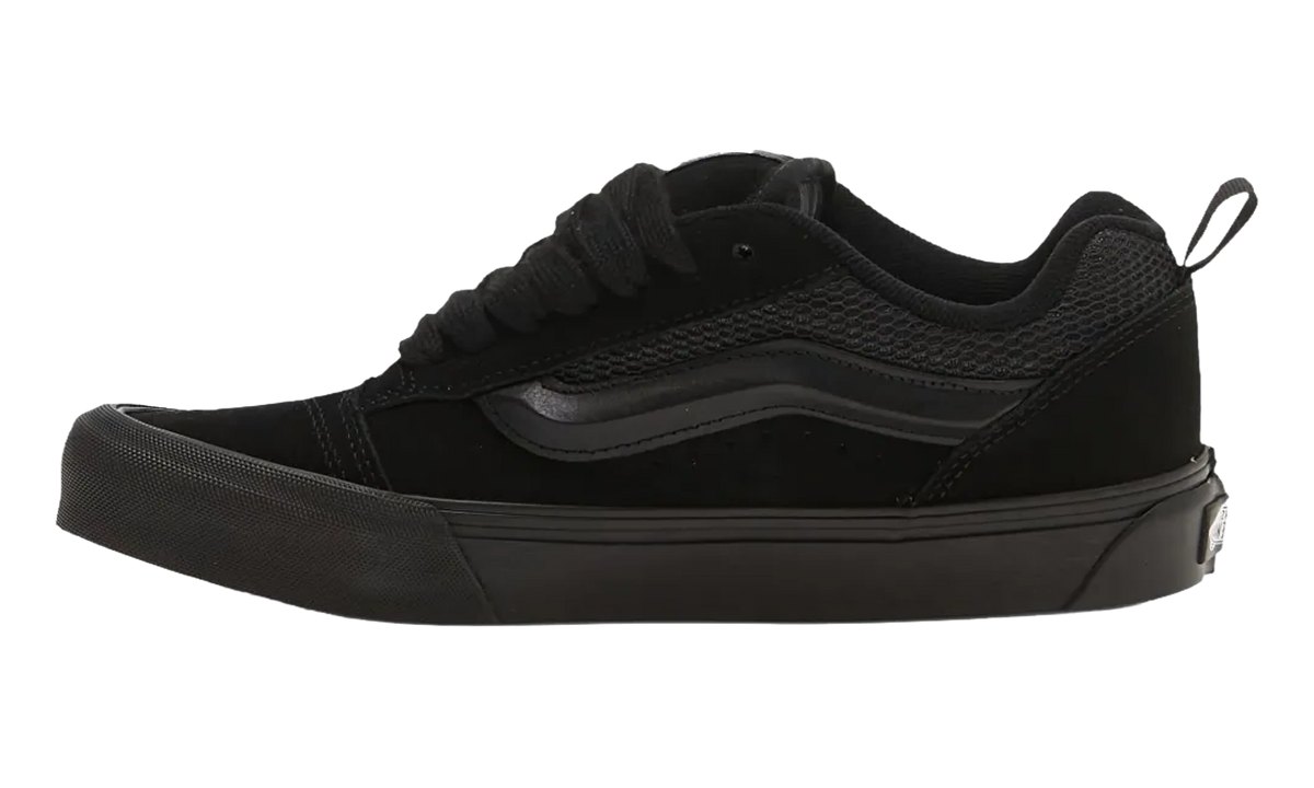 Knu Skool "Triple Black" VN0009QCBKA