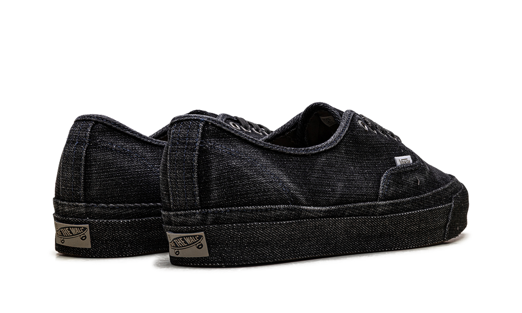 LX Authentic 44 "Denim Black" VN000DB8BLA