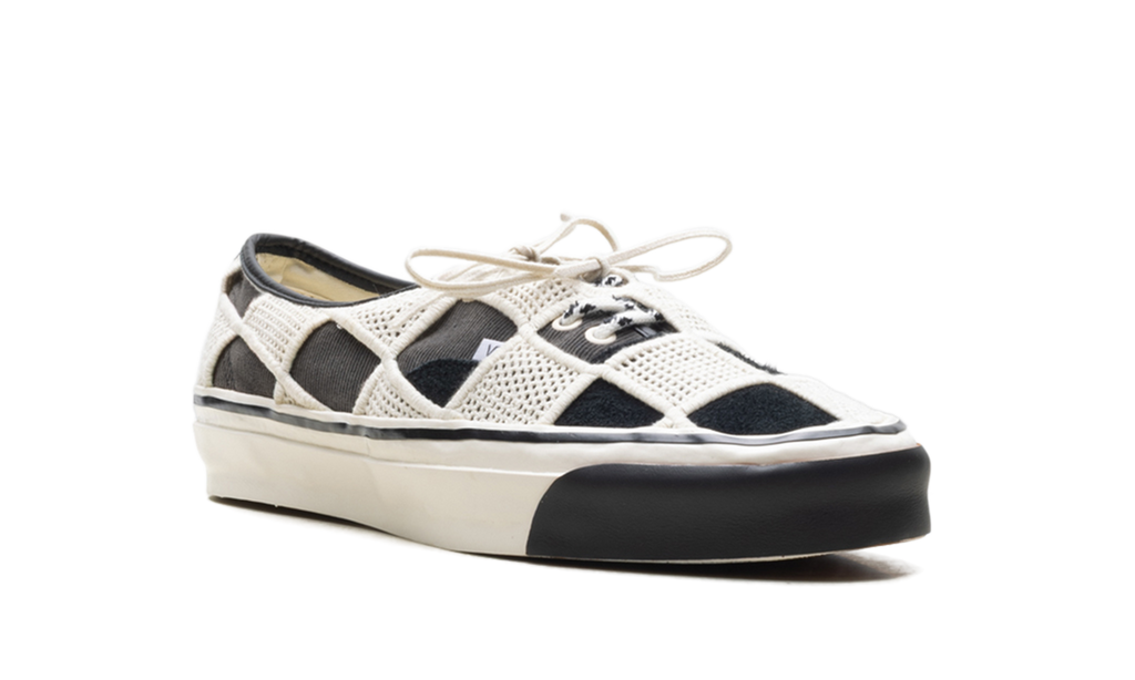 Authentic 44 LX Shell Knit "Black Egret" VN000Y0RFDB