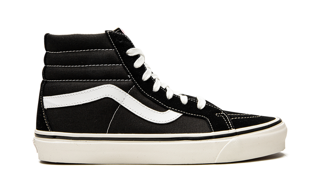 Sk8-Hi 38 DX "Black / White" VN0A38GFPXC