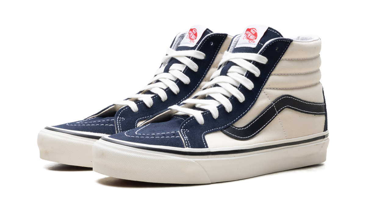 Sk8-Hi 38 DX "Navy" VN0A38GF4UJ
