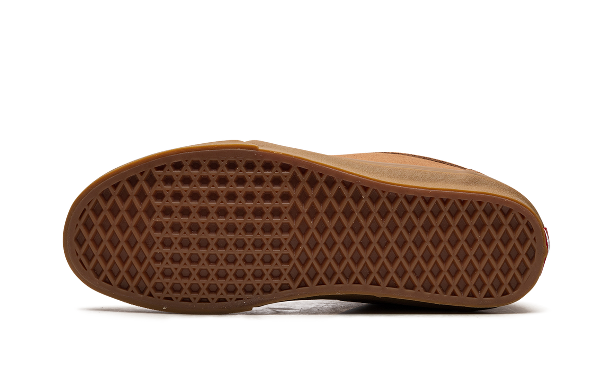 Skate Chukka Low "Light Brown/Gum" VN0A4BX4BGZ