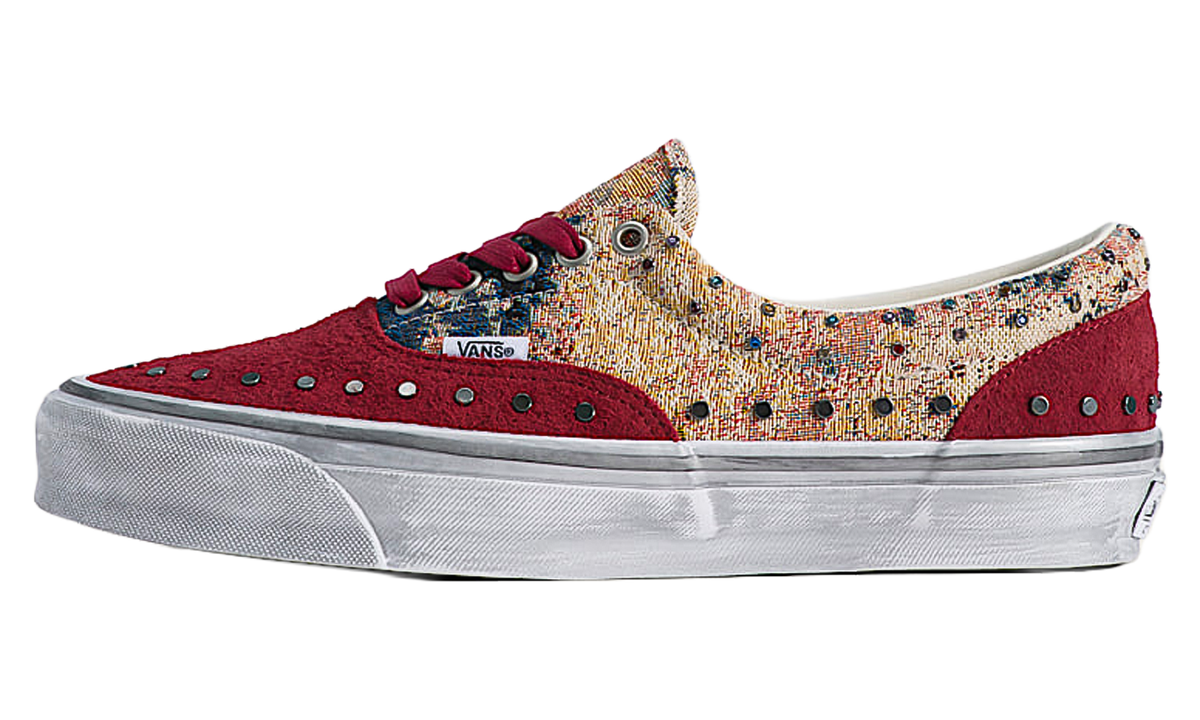 Premium Era "Floral Rivets Red" VN001192BRD
