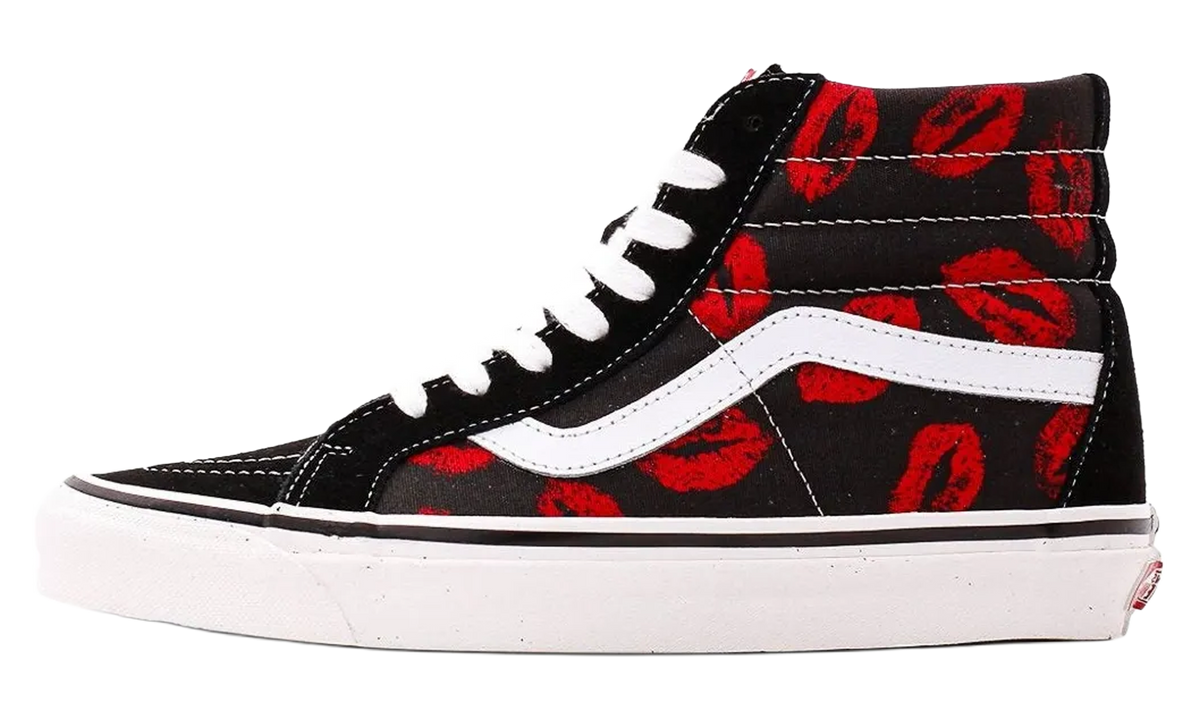 Sk8-Hi 38 DX Anaheim "Hot Lips" VN0A38GF45T
