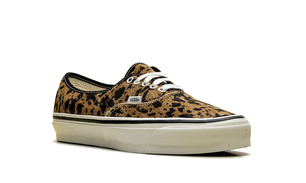 Premium Authentic Shoes "Animal Print / White" VN000EK4CD3